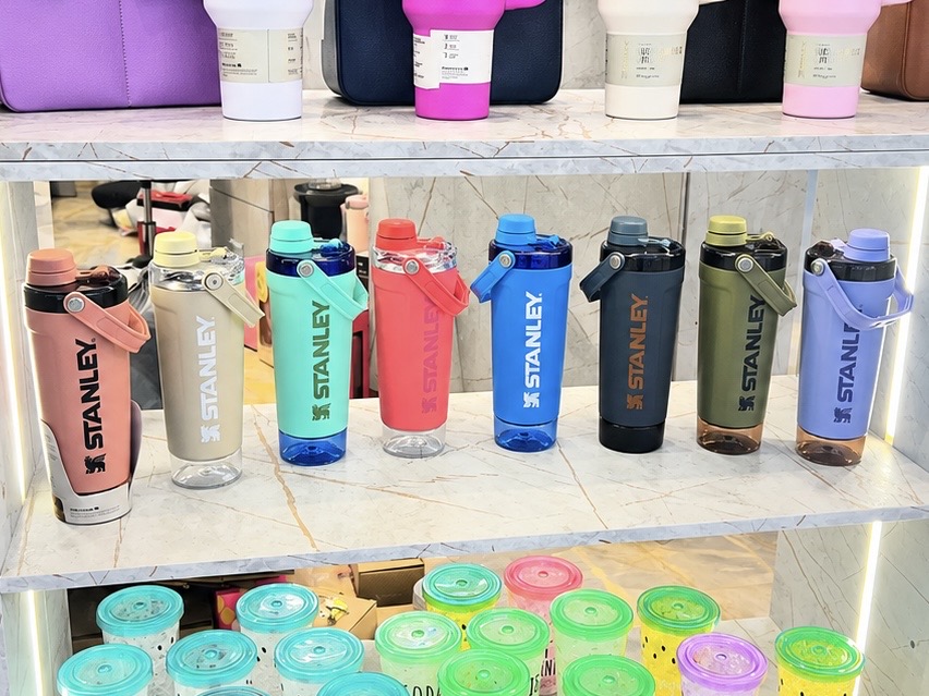 شیکر استنلی مدل ACTIVATE SHAKER BOTTLE ظرفیت ۵۹۰ میلی لیتر |